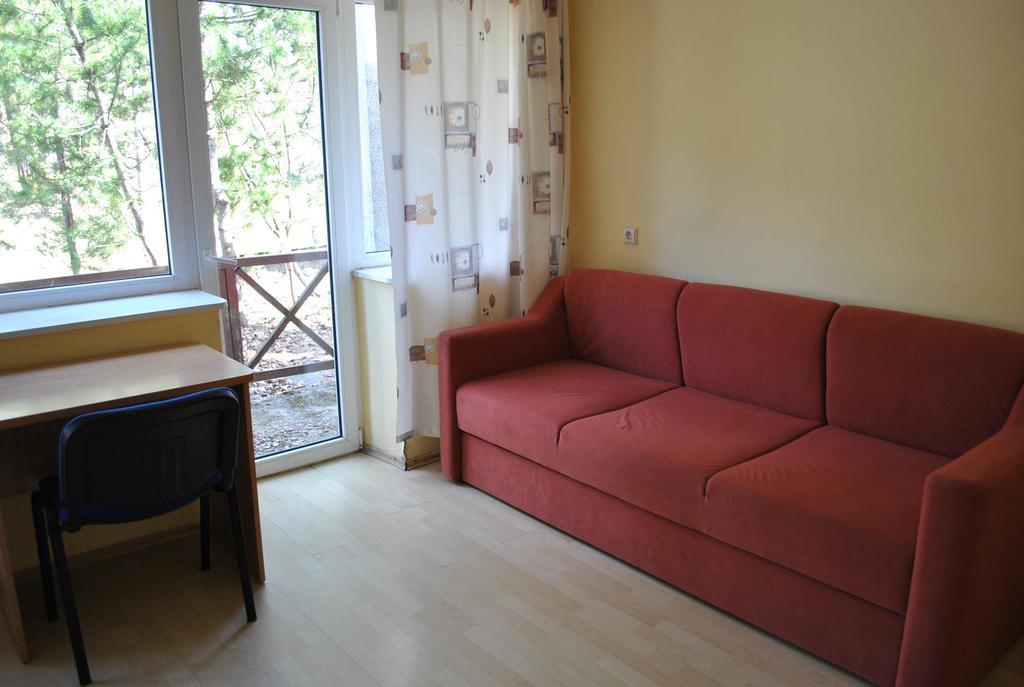 Poilsio Namai Saltinelis Hotel Plateliai Szoba fotó